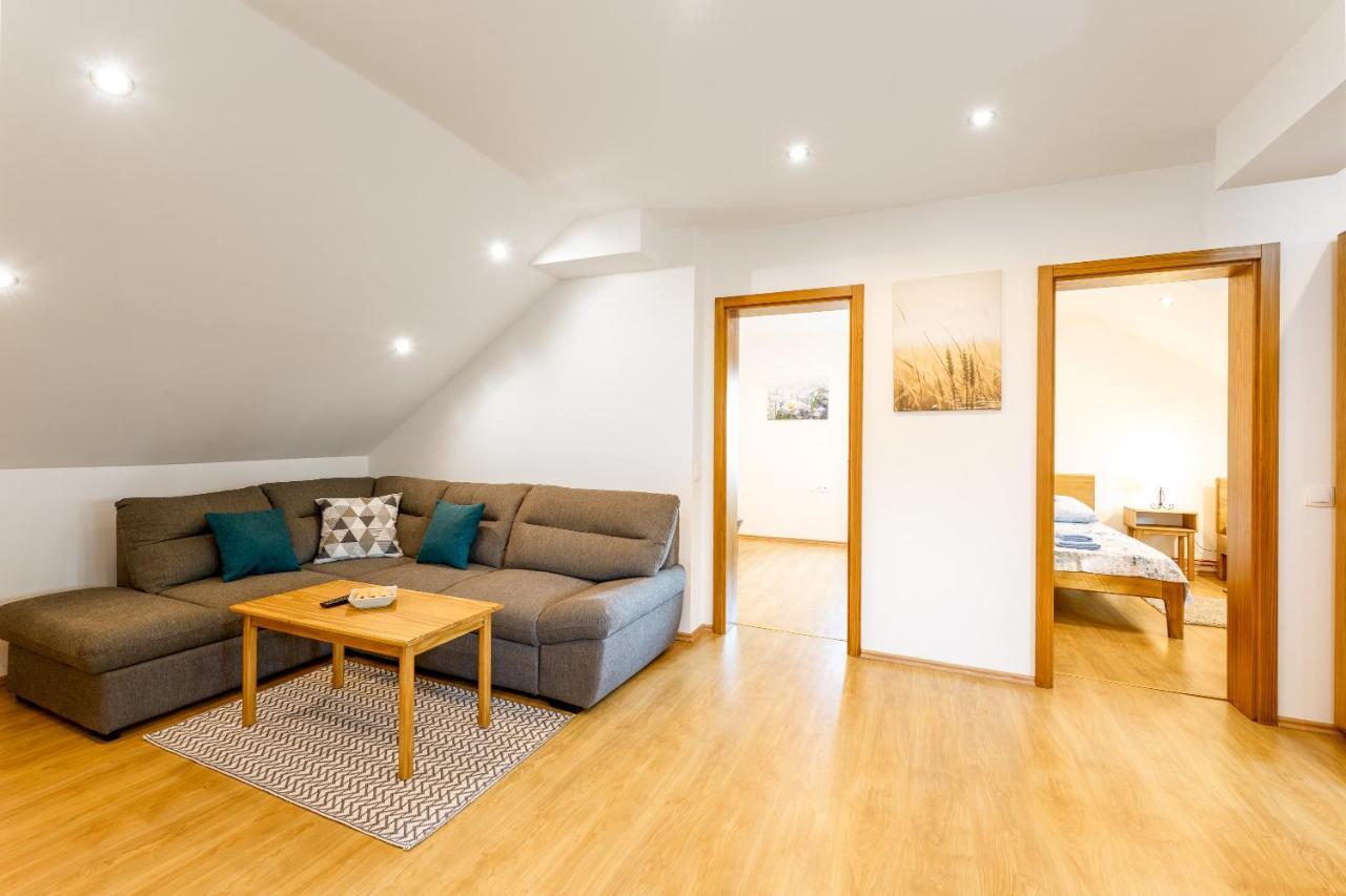 Apartman Medved Slunj Buitenkant foto